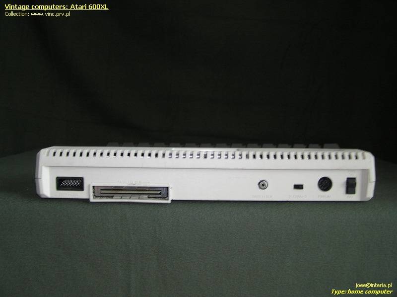 Atari 600XL - 05.jpg